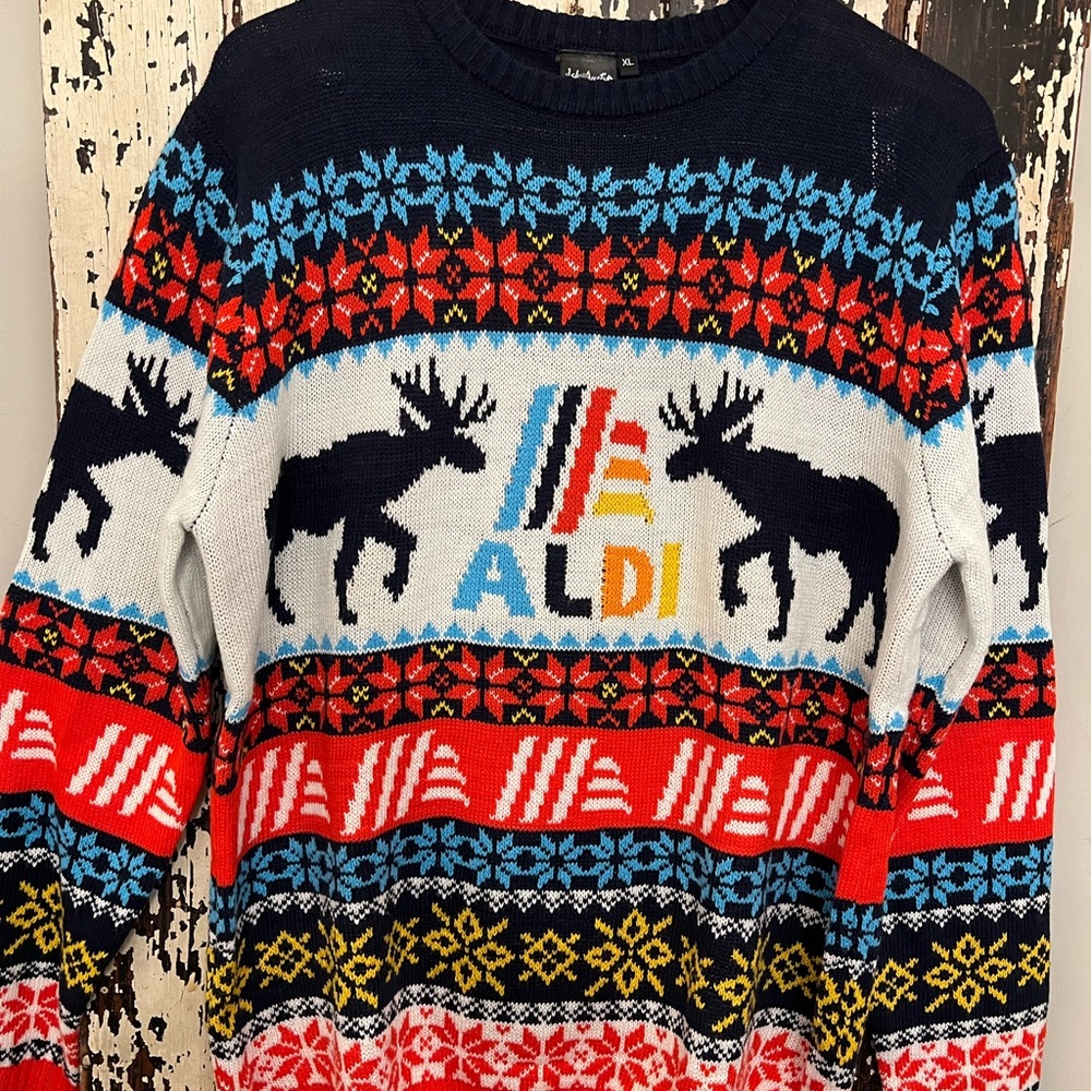 NWOT Men’s Aldi Ugly Christmas sweater. Size XL.
